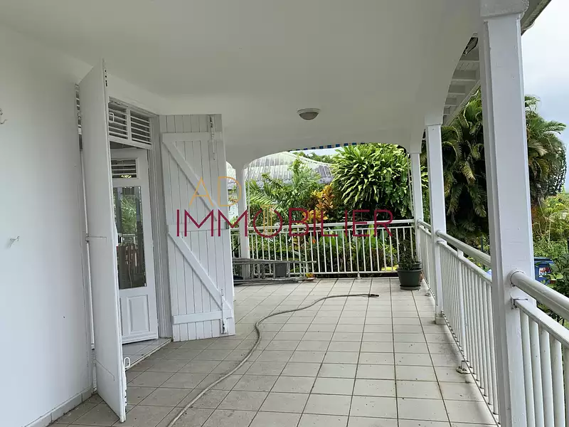 Maison, 104,96 m²