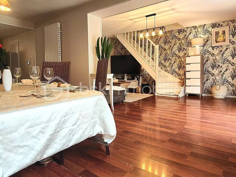 Maison, 179 m²