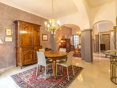 Maison, 233 m²