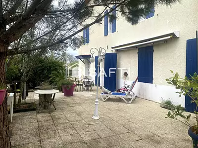 Maison, 271 m²