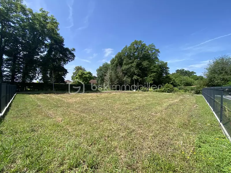 Terrain, 944 m²