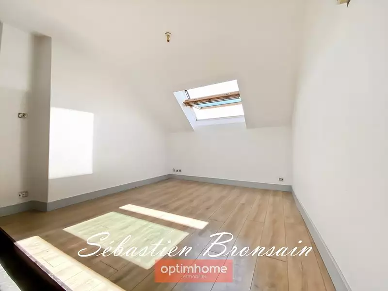 Immeuble, 274 m²