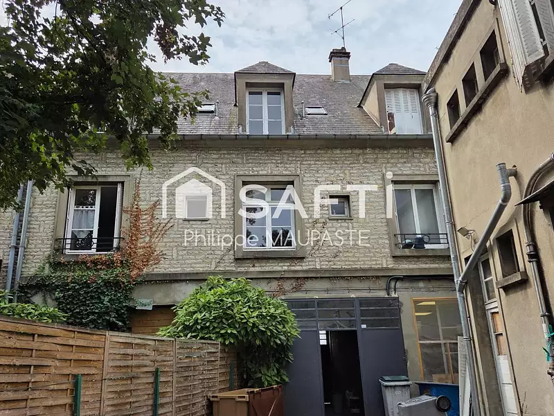 Immeuble, 620 m²