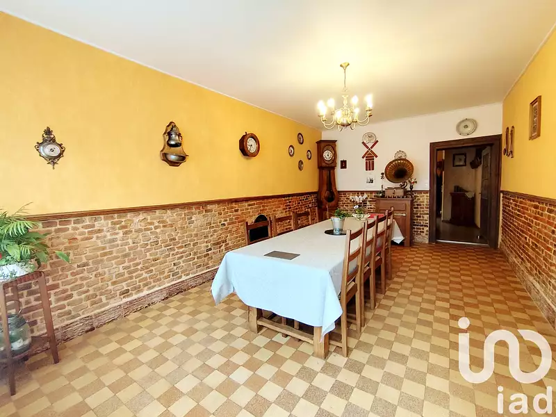 Maison, 284 m²