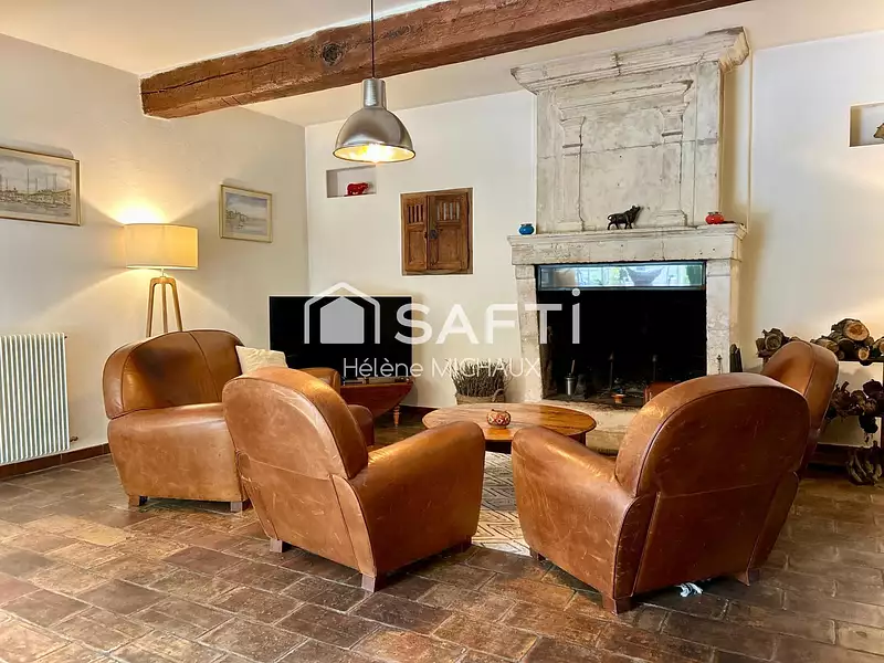 Maison, 632 m²