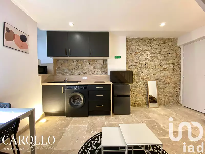 Immeuble, 140 m²