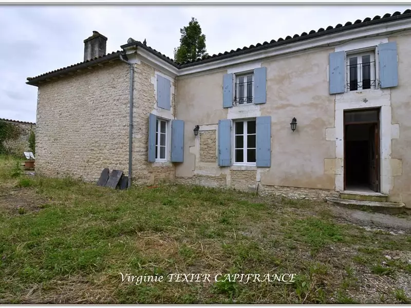 Maison, 168 m²