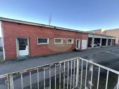 Immeuble, 826 m²