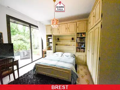 Maison, 248 m²
