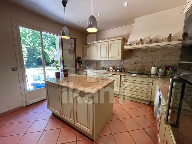 Maison, 162 m²
