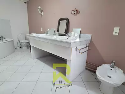 Maison, 194 m²