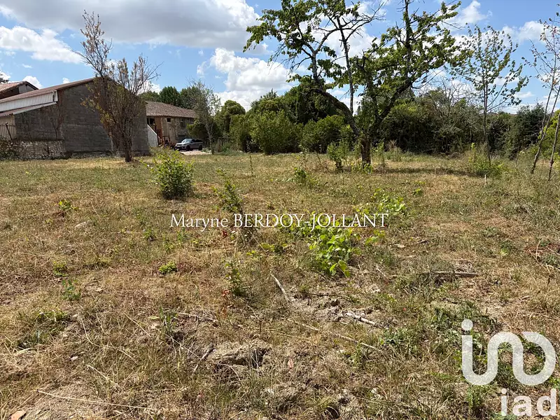 Terrain, 890 m²