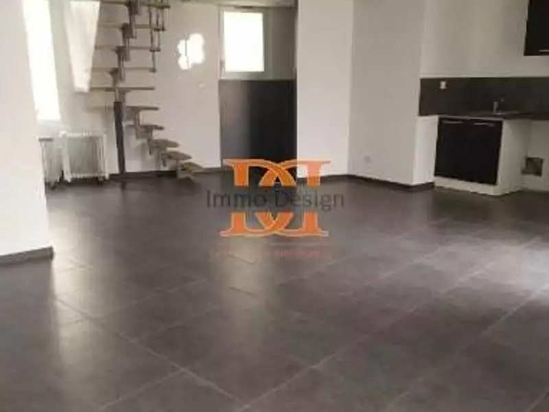 Immeuble, 155 m²