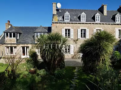 Maison, 260 m²