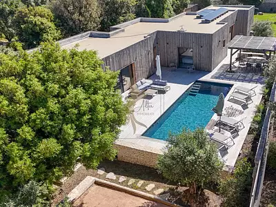 Maison, 166 m²