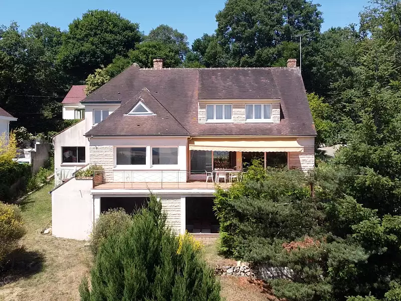 Maison, 306 m²