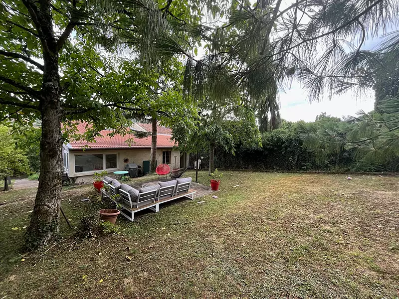 Maison, 317 m²