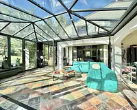 Maison, 250 m²