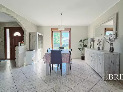 Maison, 167 m²