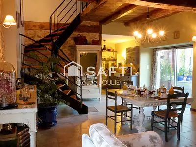 Maison, 278 m²