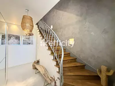 Maison, 190 m²