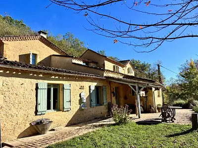 Maison, 280 m²