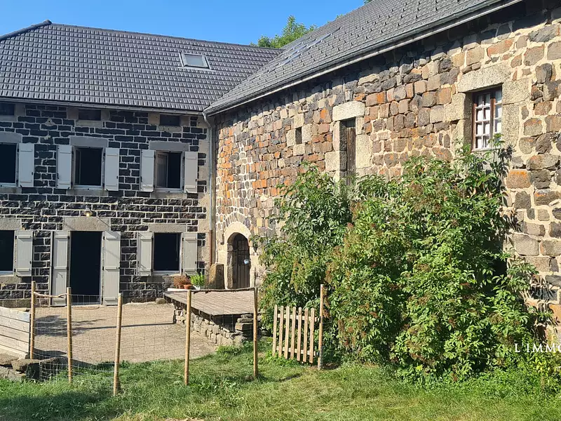 Maison, 221,83 m²