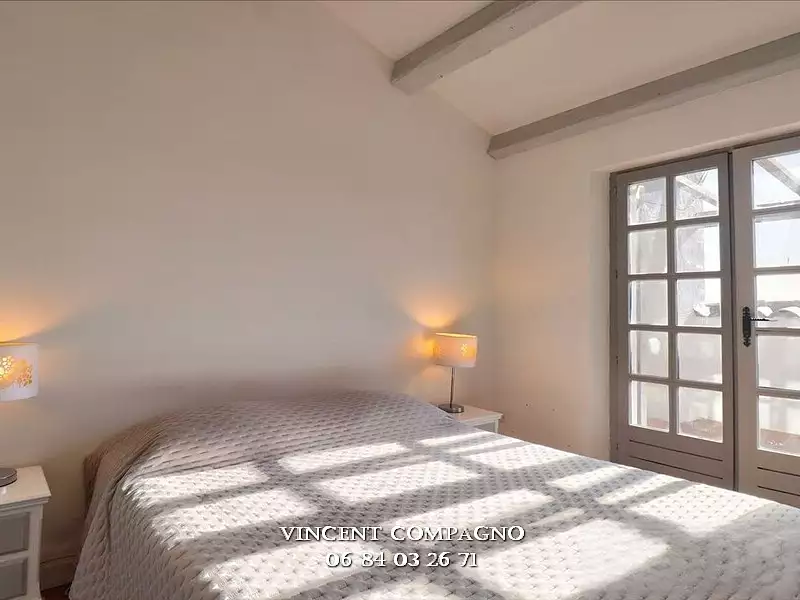 Maison, 230 m²