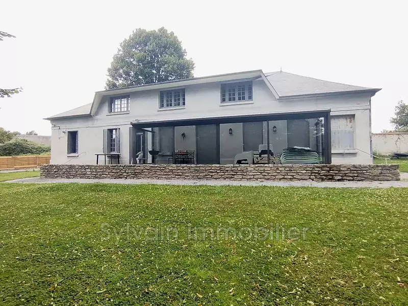 Maison, 220 m²
