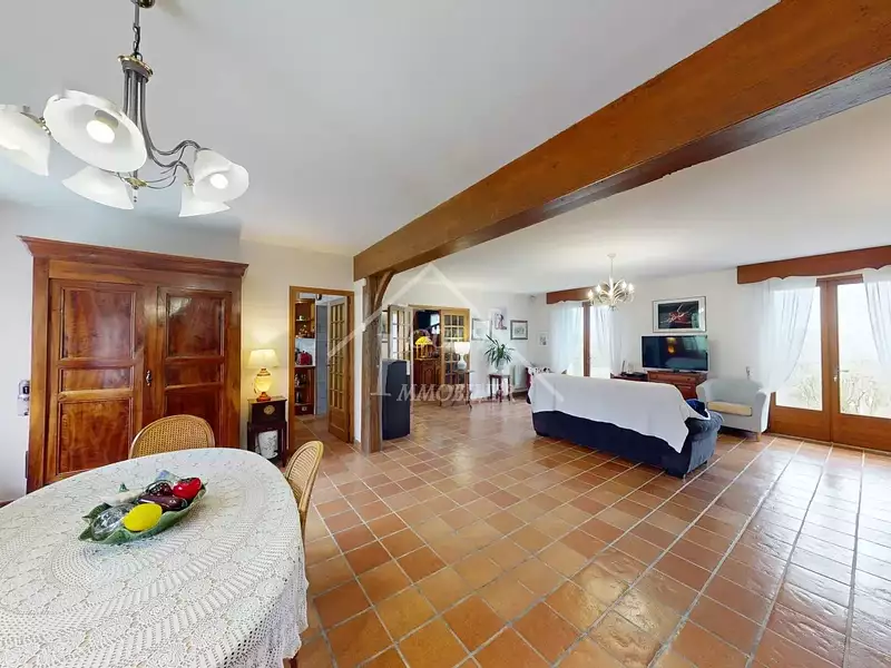Maison, 176 m²