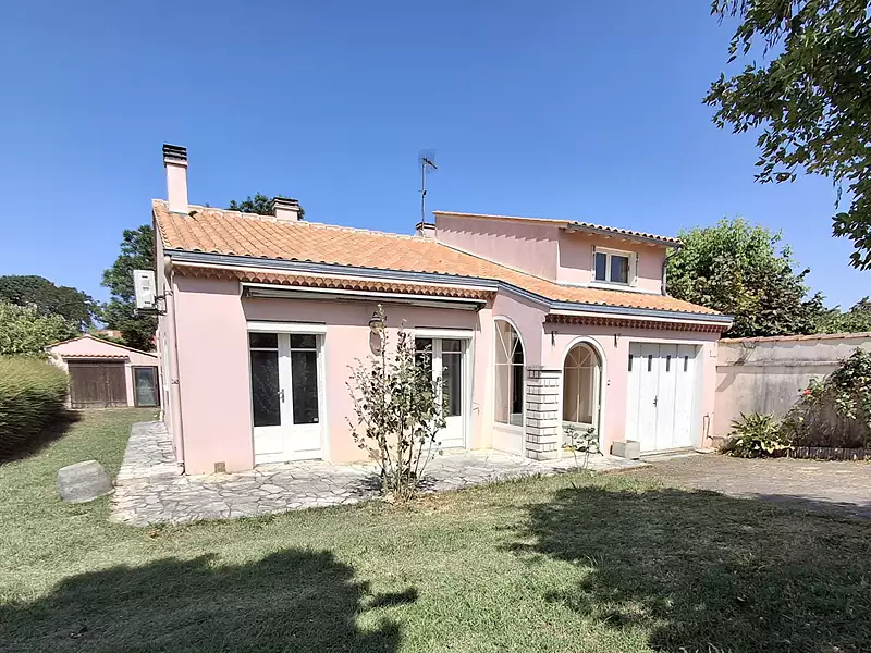 Maison, 94 m²