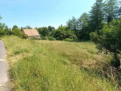 Terrain, 1 489 m²
