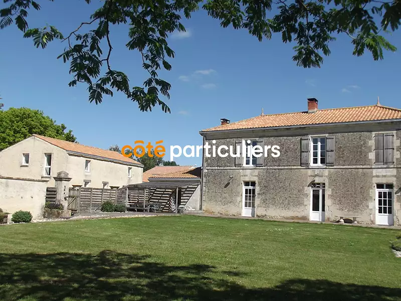 Maison, 334,78 m²
