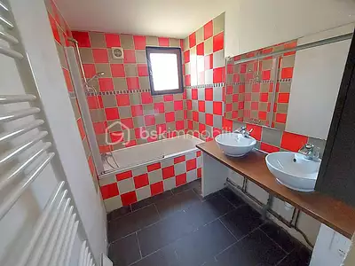 Maison, 94 m²