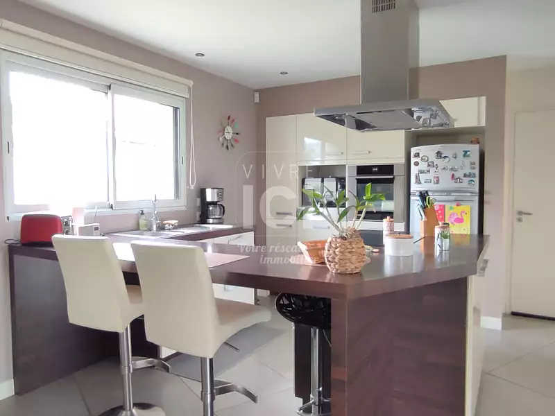 Maison, 143 m²