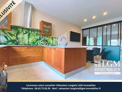Maison, 337 m²