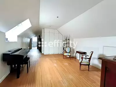 Maison, 234 m²