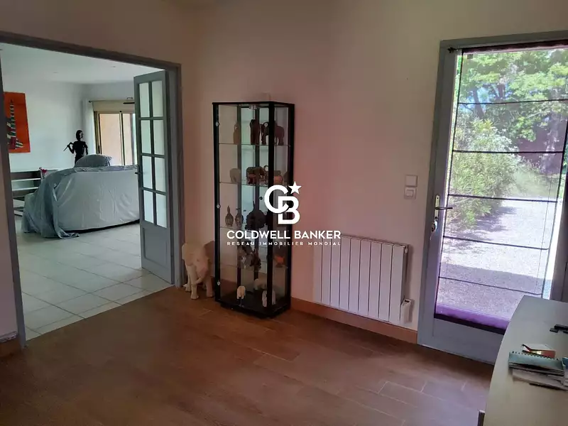 Maison, 220 m²