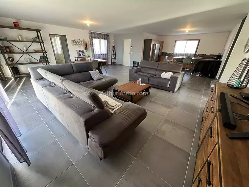 Maison, 213,14 m²