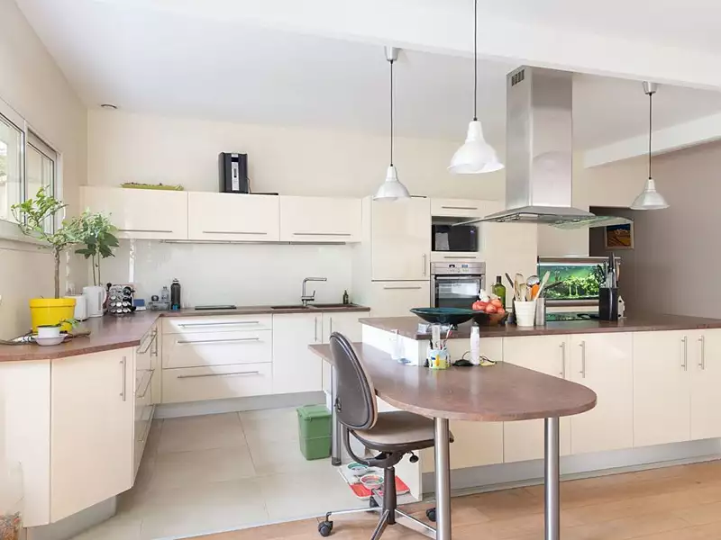 Maison, 185 m²