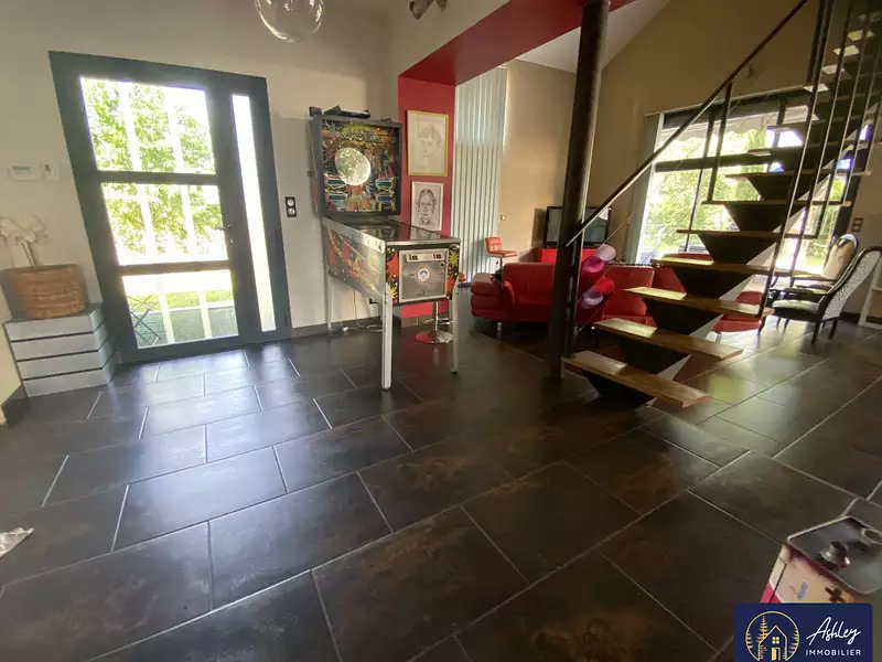 Maison, 211 m²