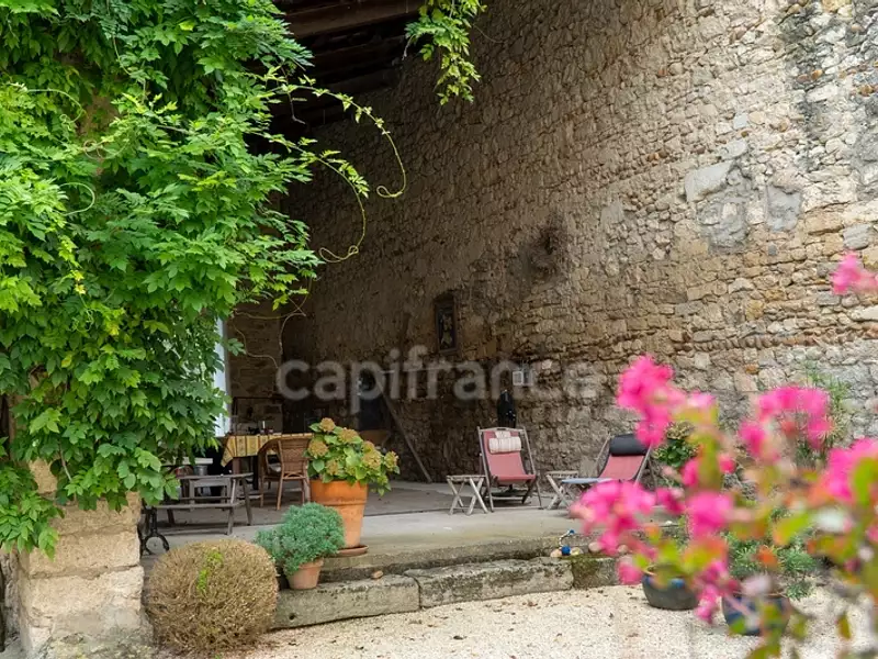 Maison, 560 m²