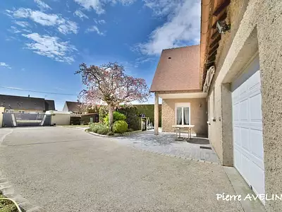 Maison, 165 m²