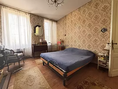 Maison, 240 m²