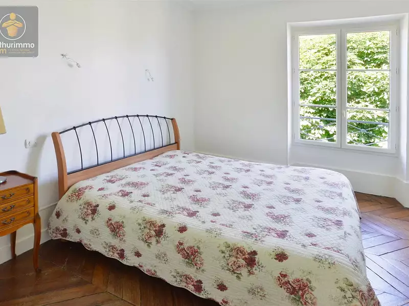 Maison, 333,1 m²