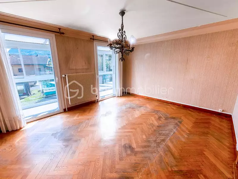Maison, 170 m²