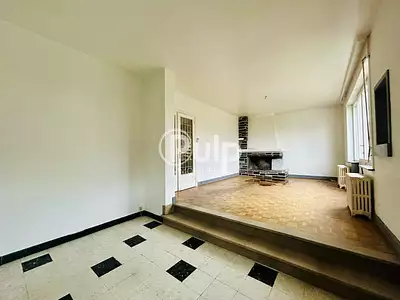 Immeuble, 163 m²