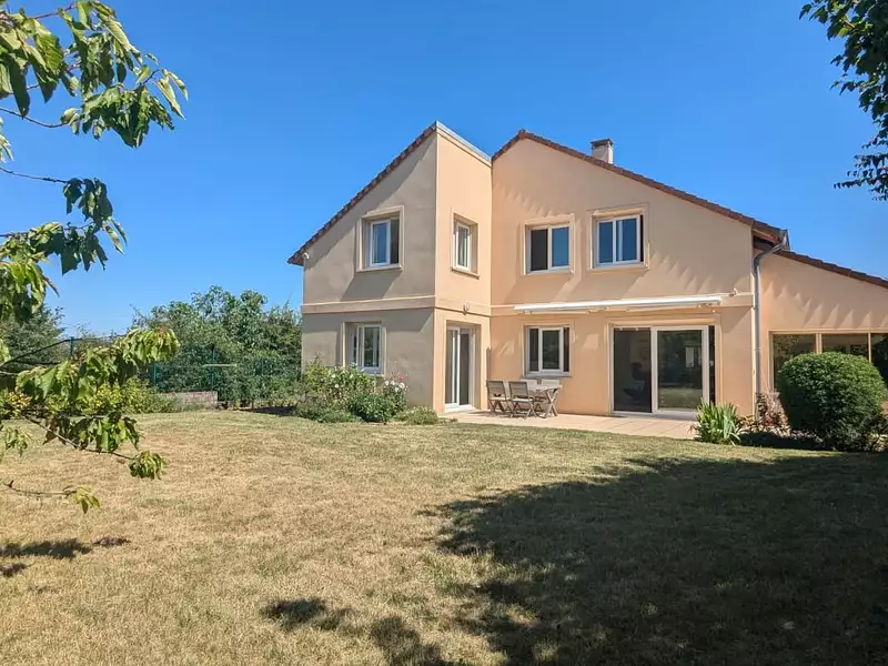 Maison, 152 m²