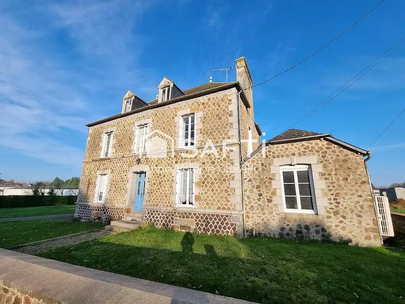 Maison, 175 m²