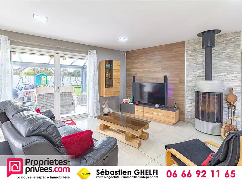 Maison, 220 m²
